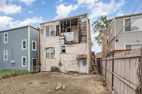 4920 West Cortez Street Chicago IL 60651