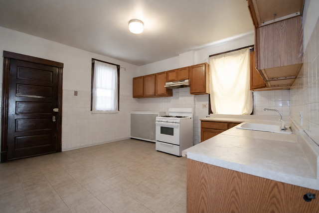 3122 West Fullerton Avenue Chicago IL 60647