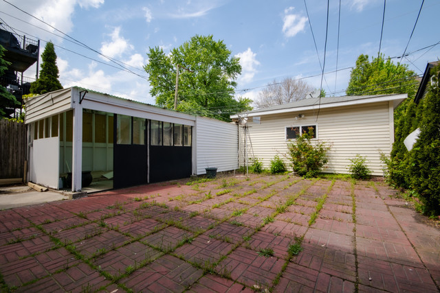 3122 West Fullerton Avenue Chicago IL 60647