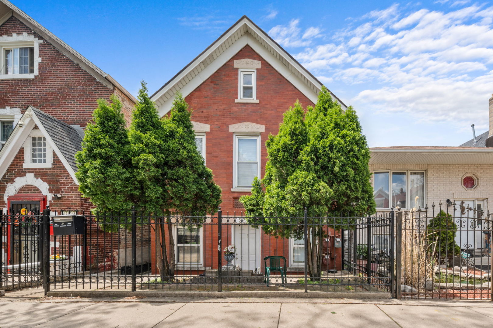2250 South Sacramento Avenue Chicago IL 60623