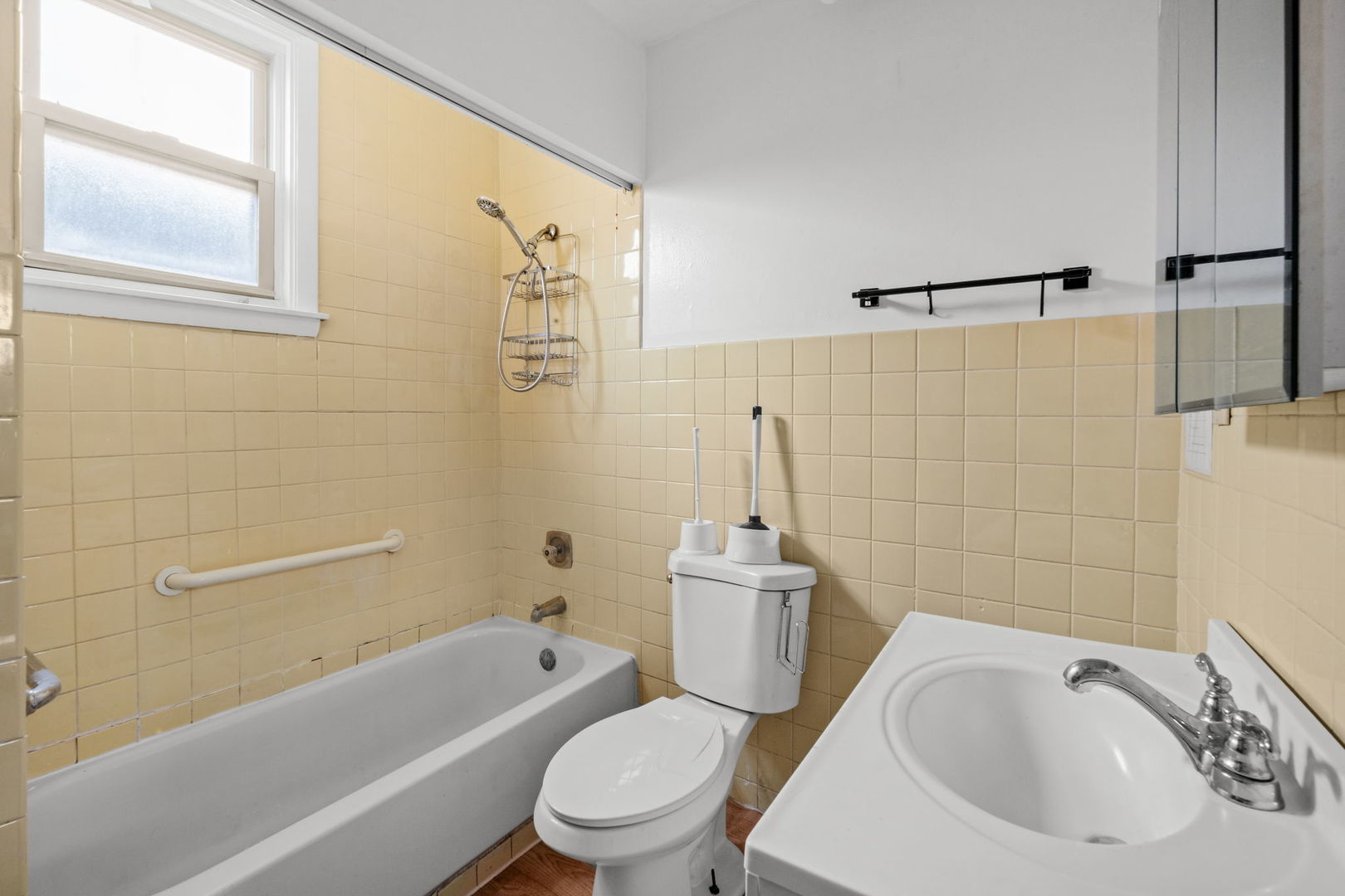 2250 South Sacramento Avenue Chicago IL 60623