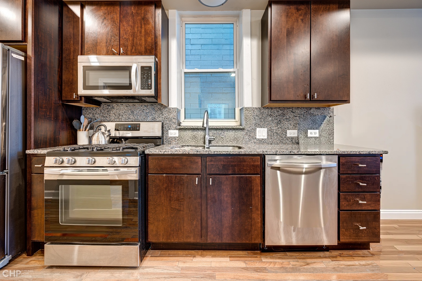 1716 South Clinton Street Chicago IL 60616