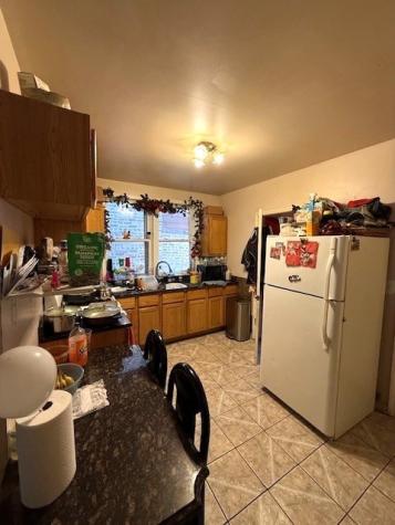 2252 South Sacramento Avenue Chicago IL 60623