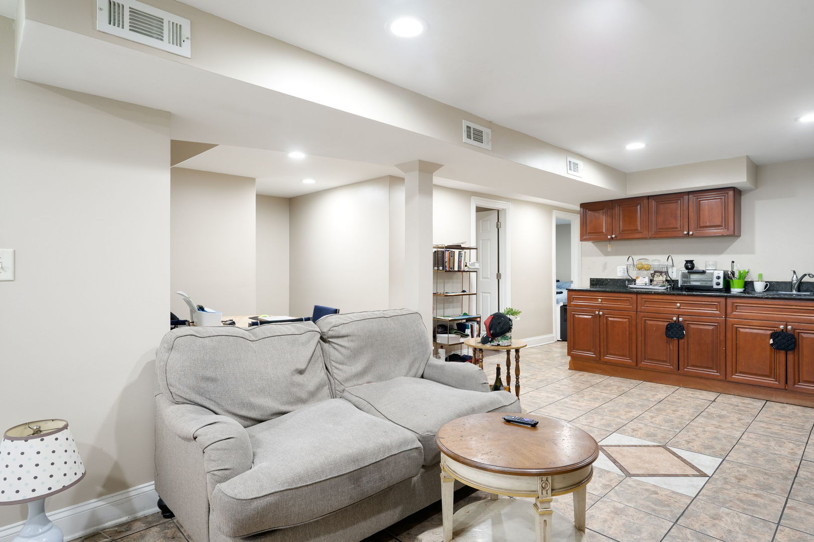 11814 South Hale Avenue Chicago IL 60643