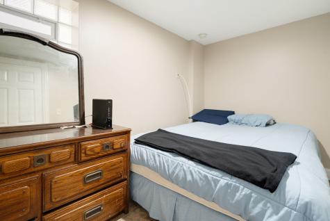 11814 South Hale Avenue Chicago IL 60643