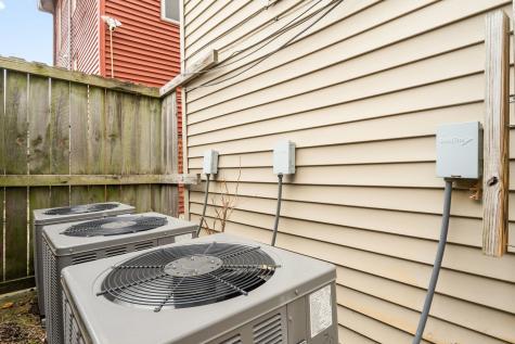 11814 South Hale Avenue Chicago IL 60643
