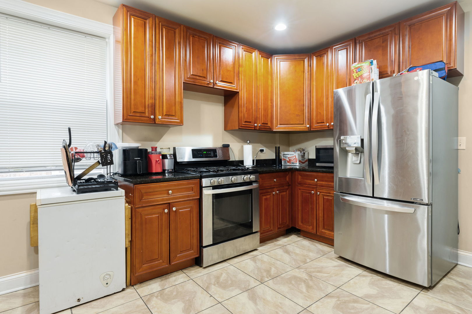 11814 South Hale Avenue Chicago IL 60643
