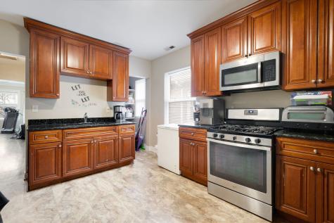 11814 South Hale Avenue Chicago IL 60643
