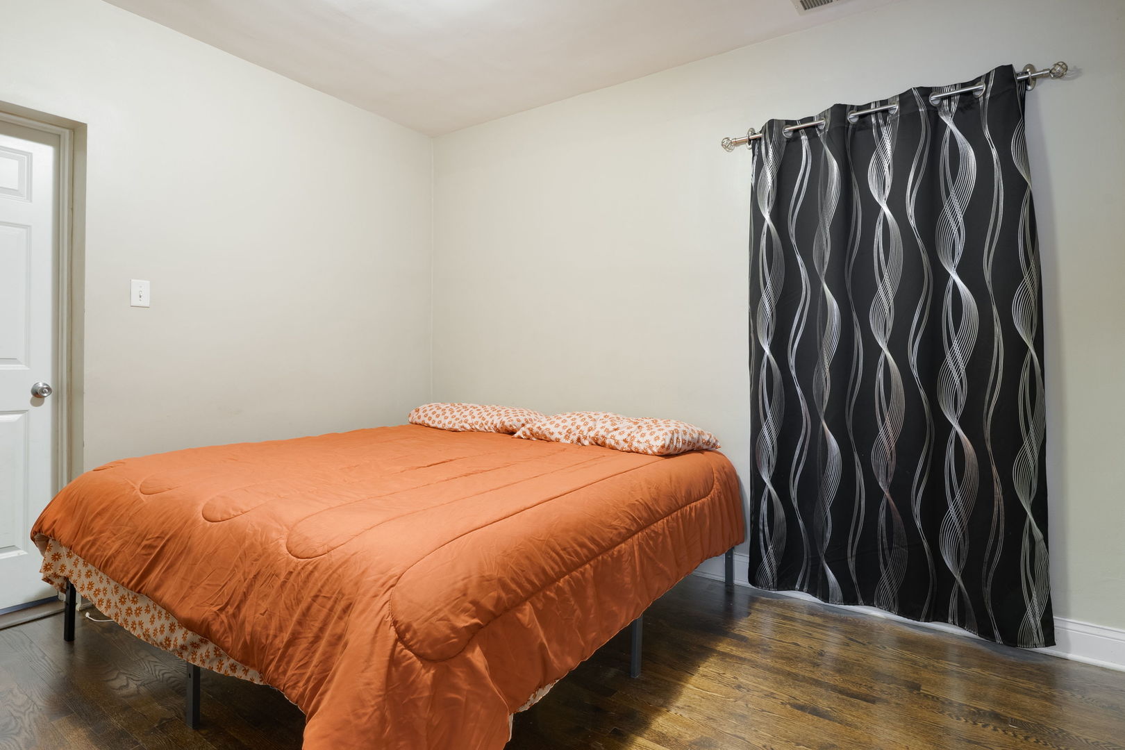 11814 South Hale Avenue Chicago IL 60643