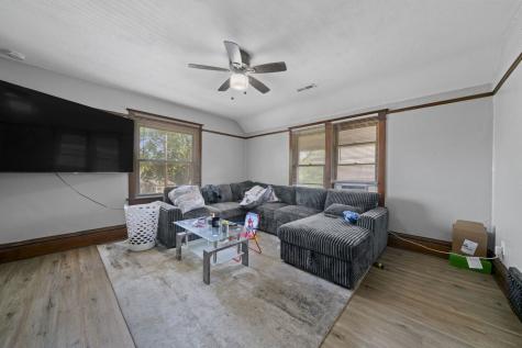 1631 8TH Avenue Rockford IL 61104