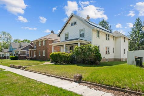 1631 8TH Avenue Rockford IL 61104