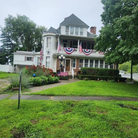 330 East Locust Street Watseka IL 60970