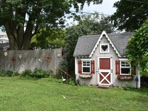 330 East Locust Street Watseka IL 60970