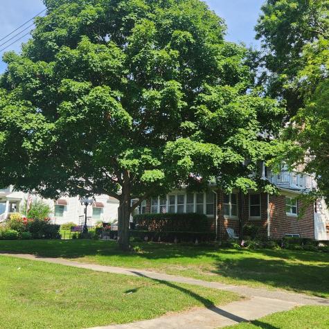 330 East Locust Street Watseka IL 60970