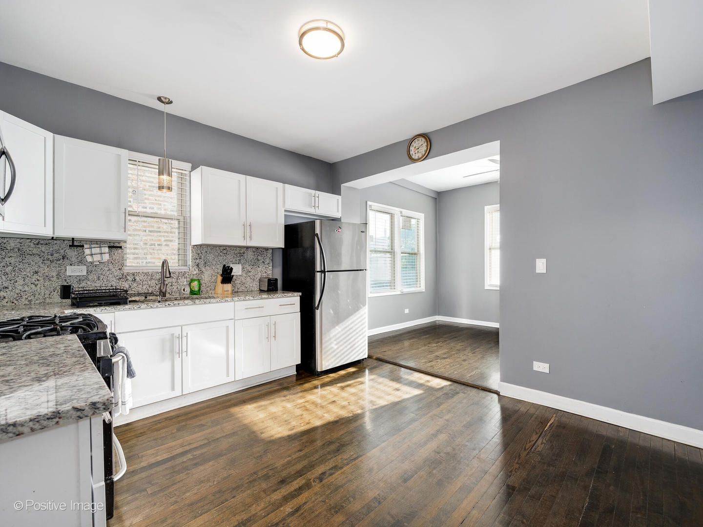 6932 South Green Street Chicago IL 60621
