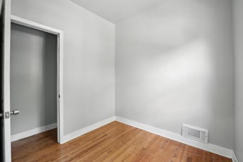 307 East 136th Place Chicago IL 60827