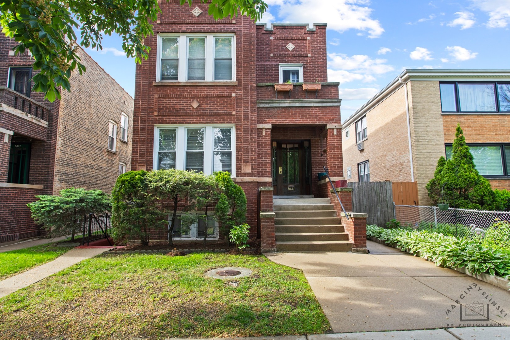5041 West Agatite Avenue Chicago IL 60630