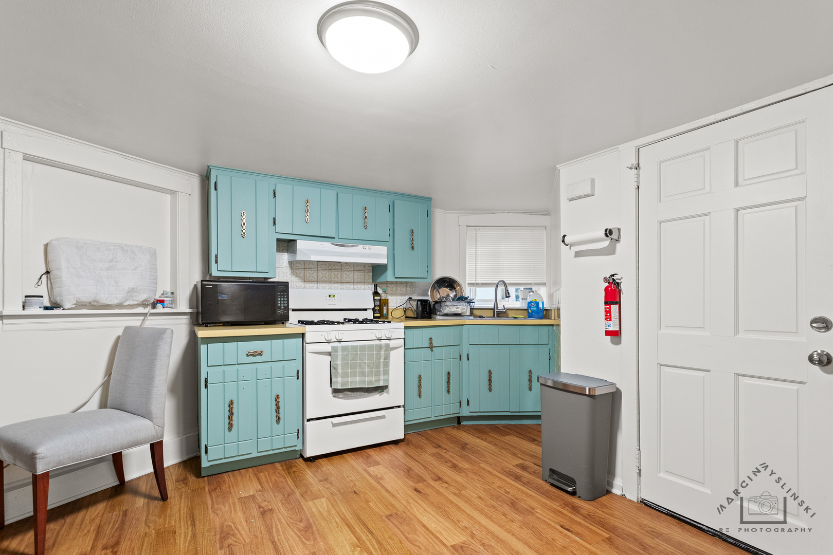 5041 West Agatite Avenue Chicago IL 60630