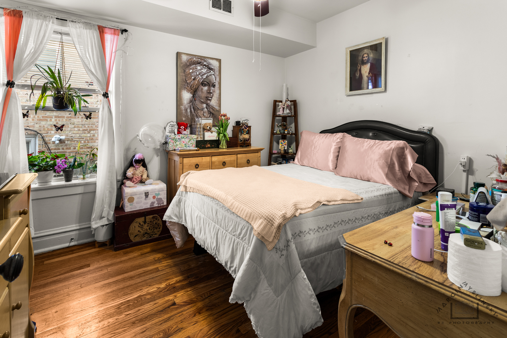 5041 West Agatite Avenue Chicago IL 60630