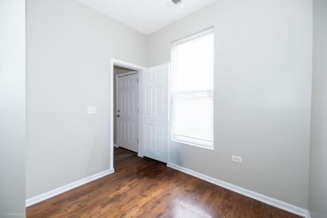 4326 South Calumet Avenue Chicago IL 60653