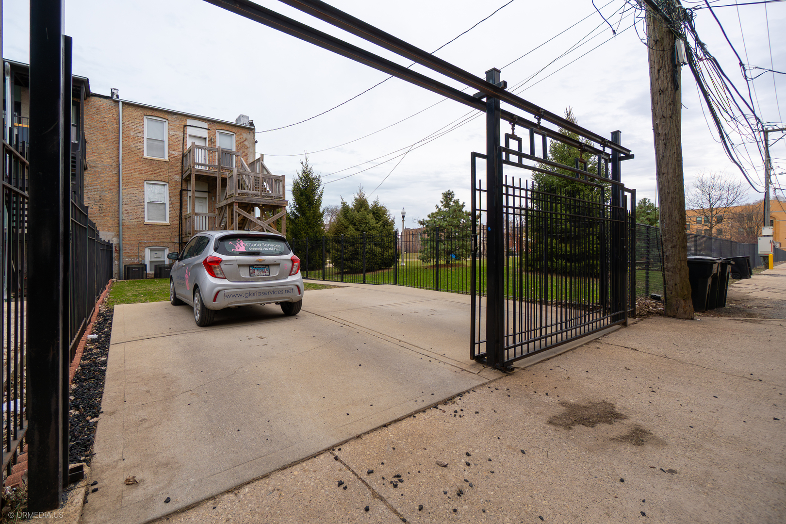 4326 South Calumet Avenue Chicago IL 60653