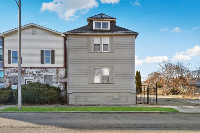 238 East 22 Street Chicago Heights IL 60411