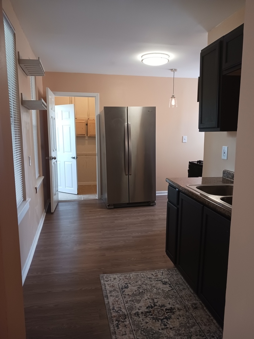9154 South Yates Boulevard Chicago IL 60617