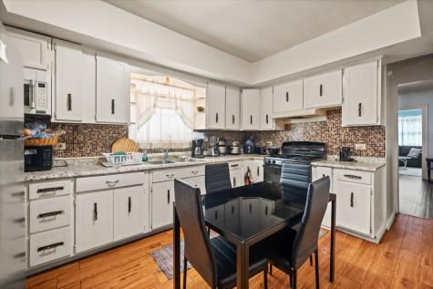 2649 North 74th Avenue Elmwood Park IL 60707