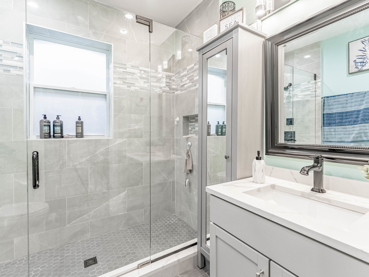 5330 West Drummond Place Chicago IL 60639