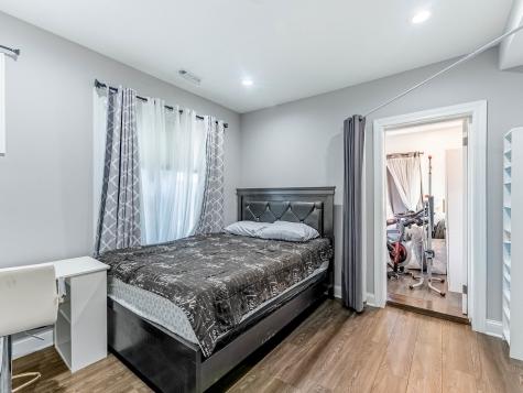 5330 West Drummond Place Chicago IL 60639