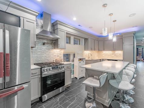 5330 West Drummond Place Chicago IL 60639