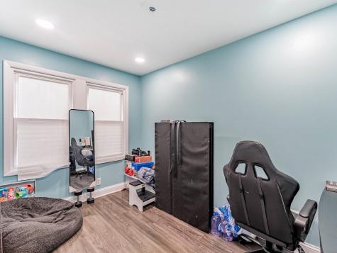 5330 West Drummond Place Chicago IL 60639