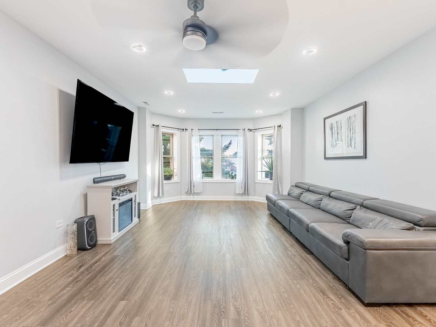 5330 West Drummond Place Chicago IL 60639