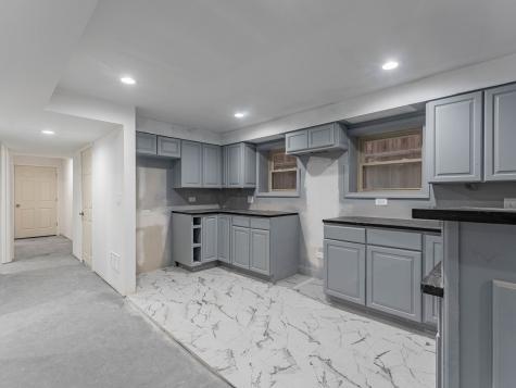 5330 West Drummond Place Chicago IL 60639