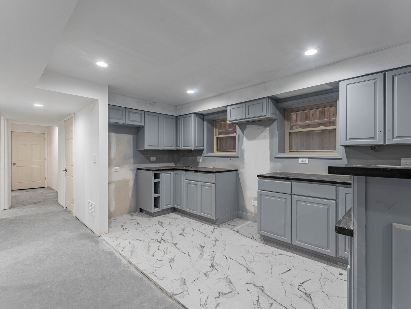 5330 West Drummond Place Chicago IL 60639