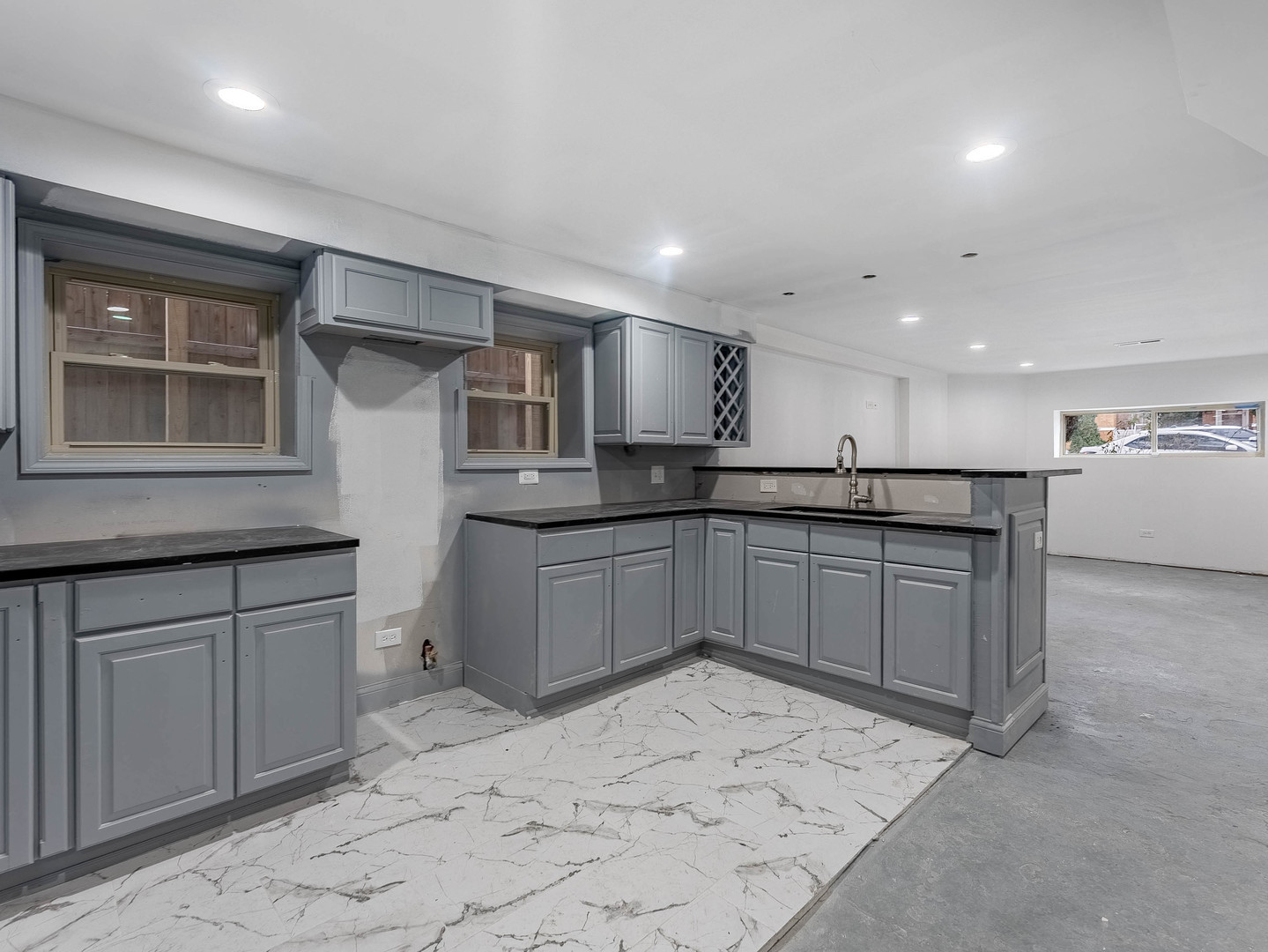 5330 West Drummond Place Chicago IL 60639
