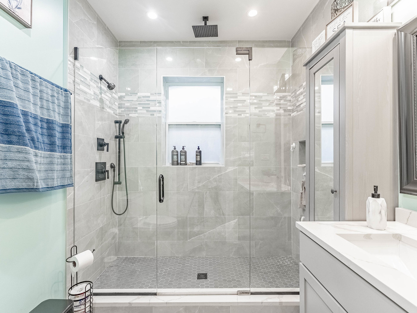 5330 West Drummond Place Chicago IL 60639