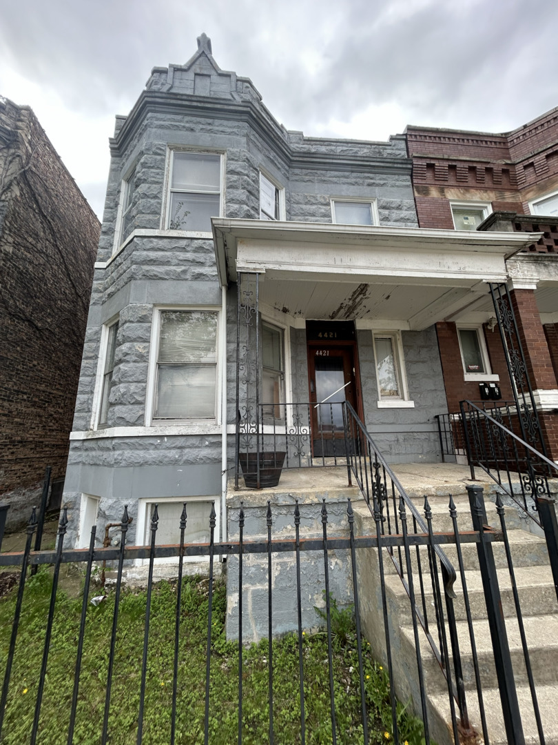 4421 West Adams Street Chicago IL 60624