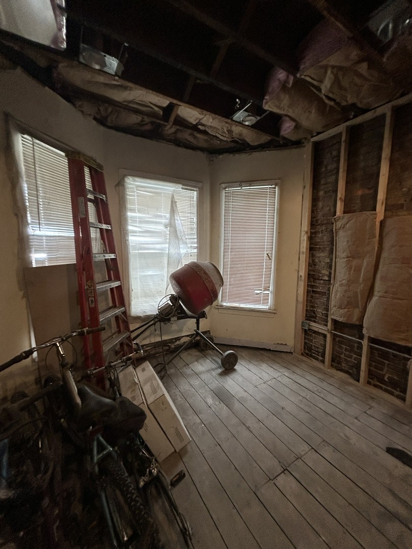 4421 West Adams Street Chicago IL 60624