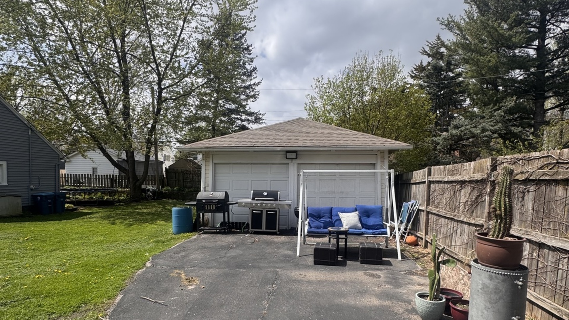 209 South Commonwealth Avenue Aurora IL 60506