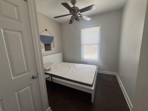 209 South Commonwealth Avenue Aurora IL 60506