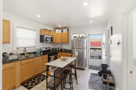 4462 West Wilson Avenue Chicago IL 60630