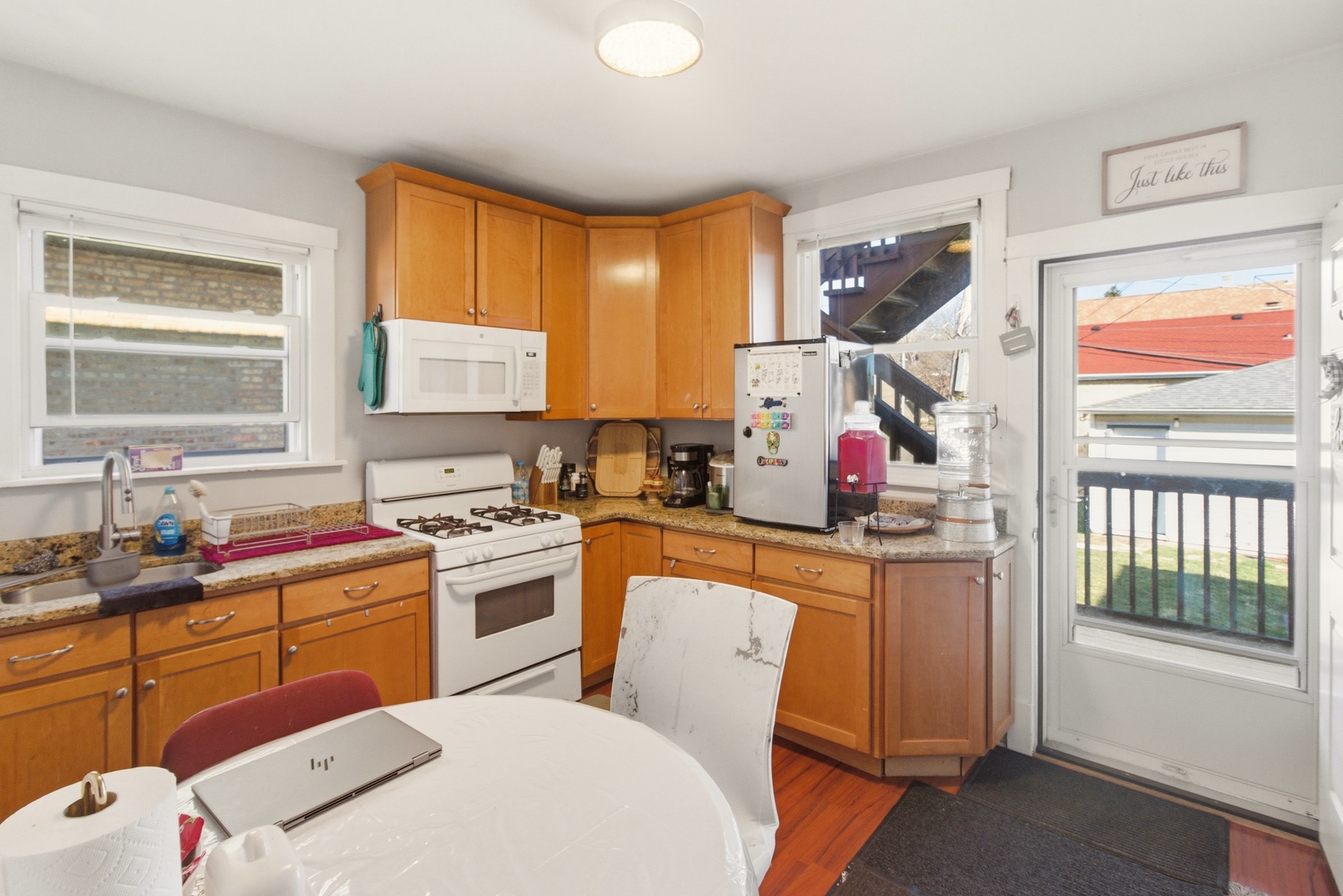 4462 West Wilson Avenue Chicago IL 60630