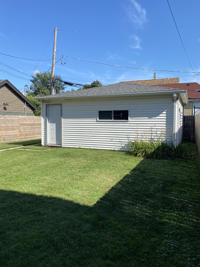 4462 West Wilson Avenue Chicago IL 60630