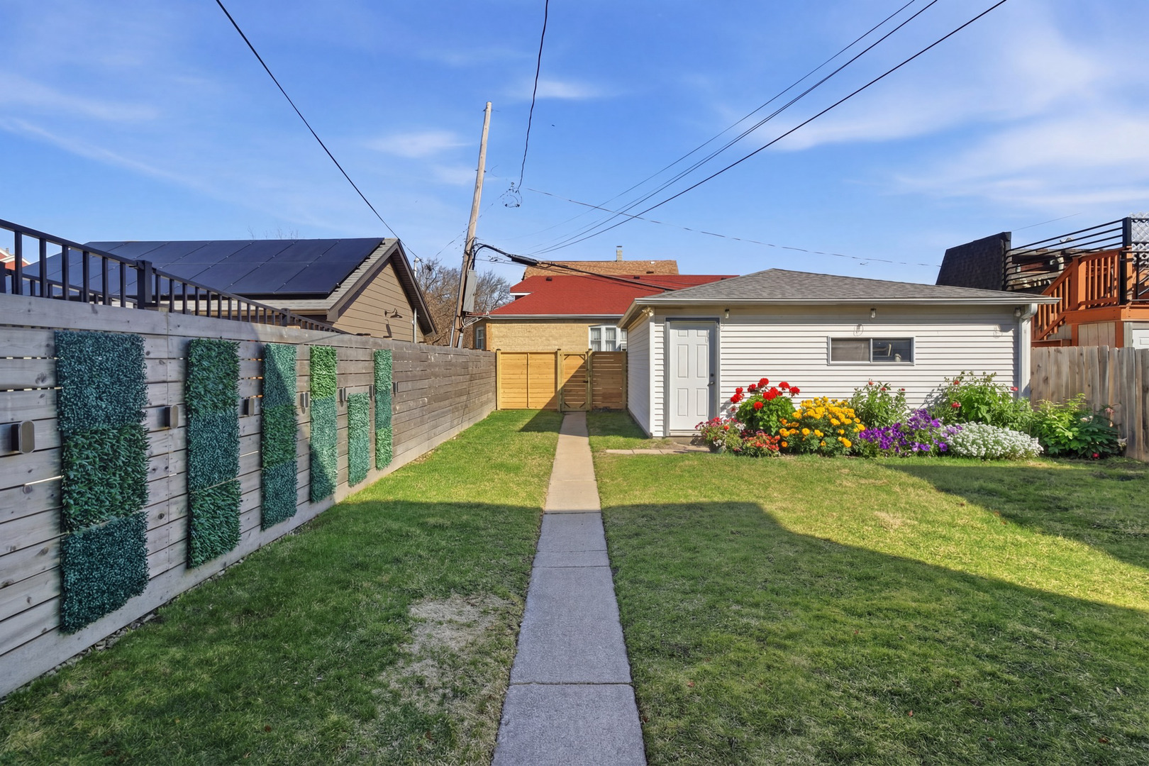 4462 West Wilson Avenue Chicago IL 60630