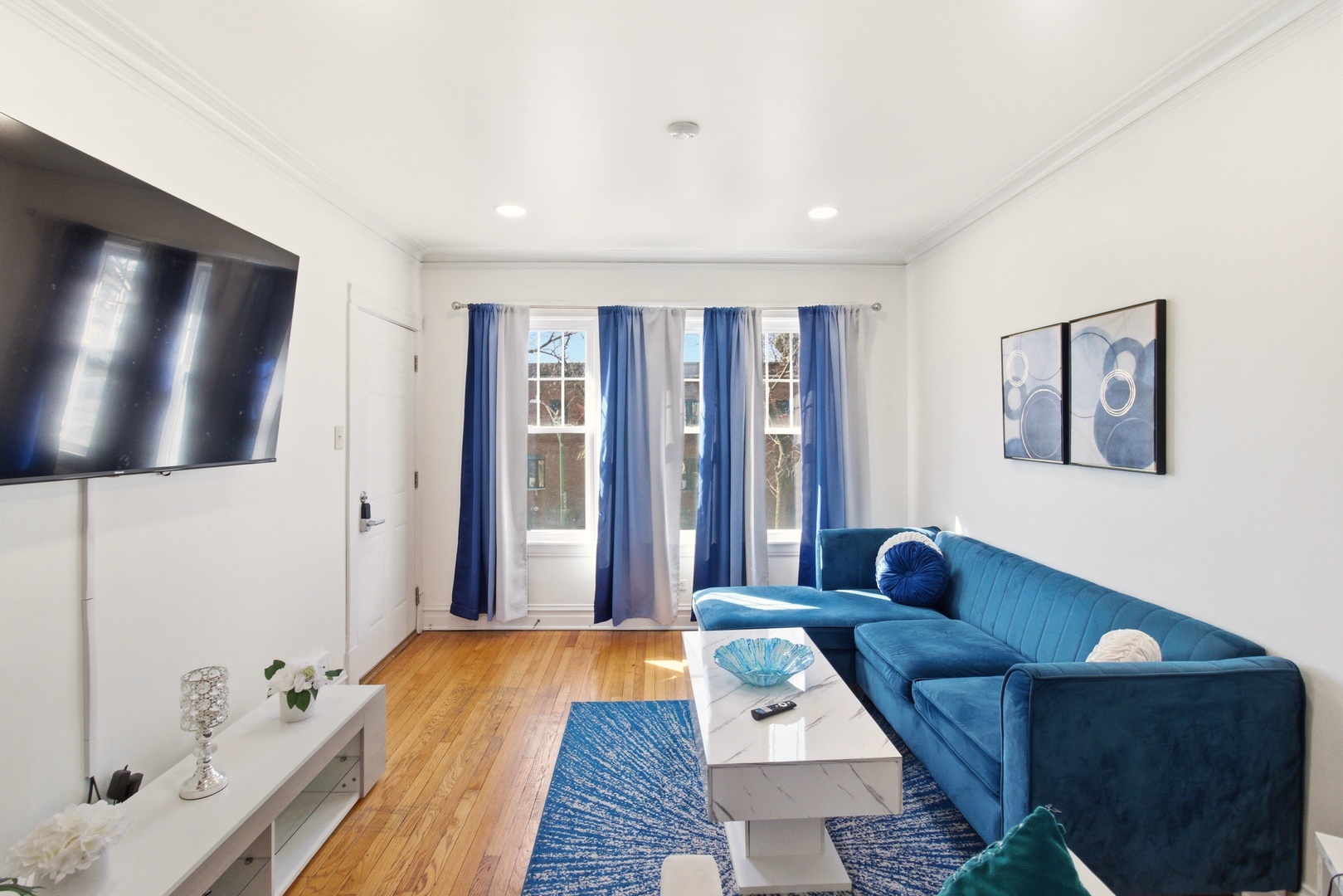 4462 West Wilson Avenue Chicago IL 60630
