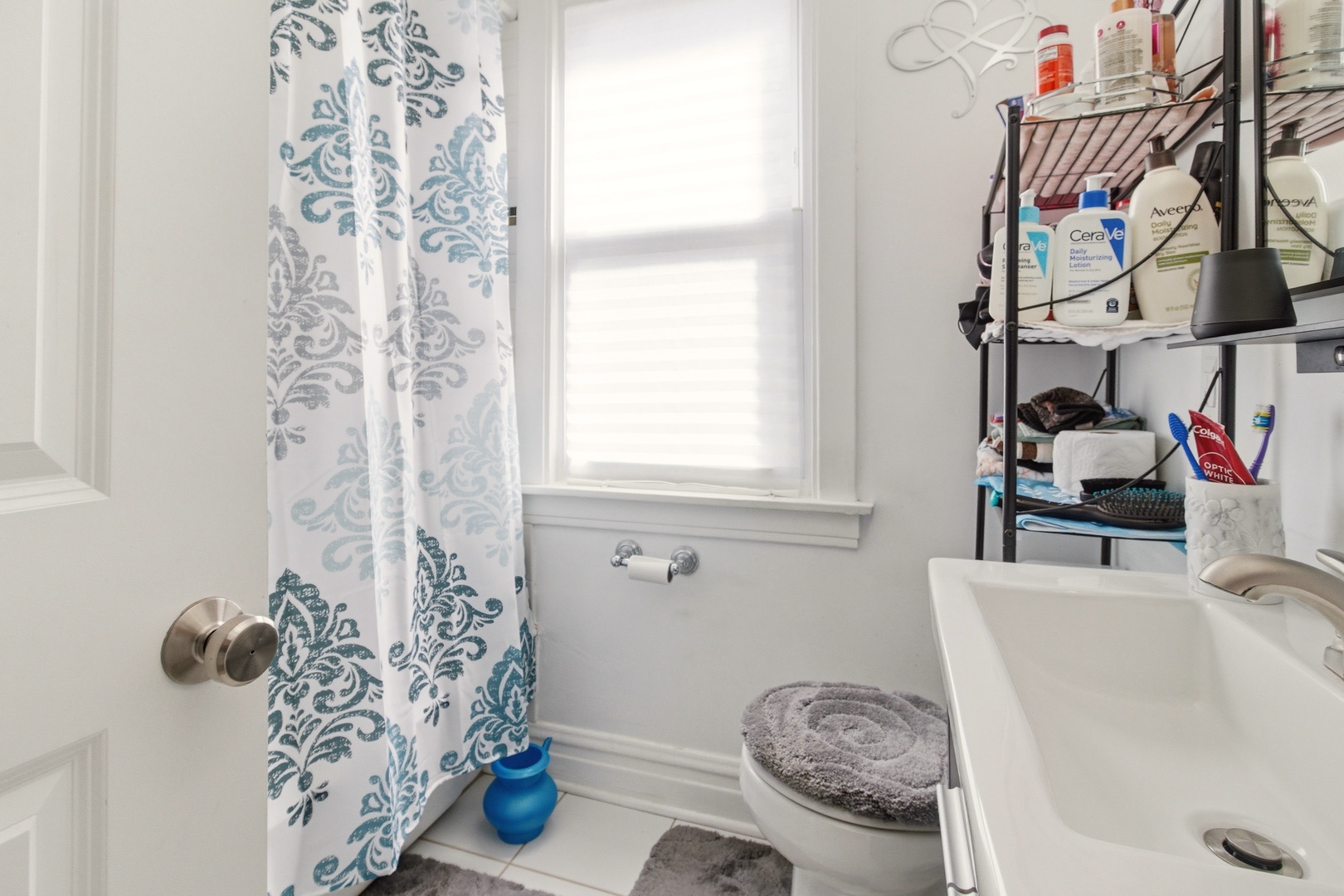 4462 West Wilson Avenue Chicago IL 60630