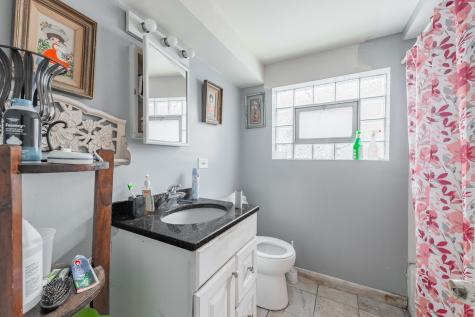 1818 North 39th Avenue Stone Park IL 60165