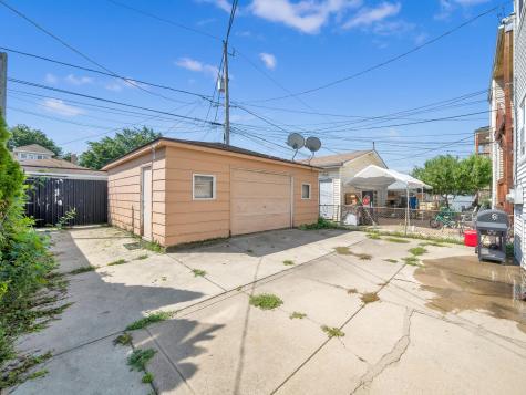 3529 West 63rd Place Chicago IL 60629