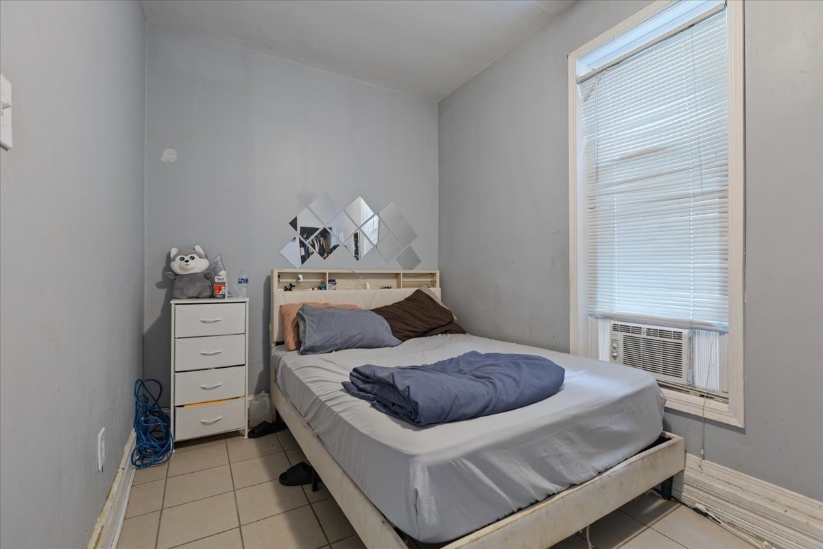 1634 North Sawyer Avenue Chicago IL 60647